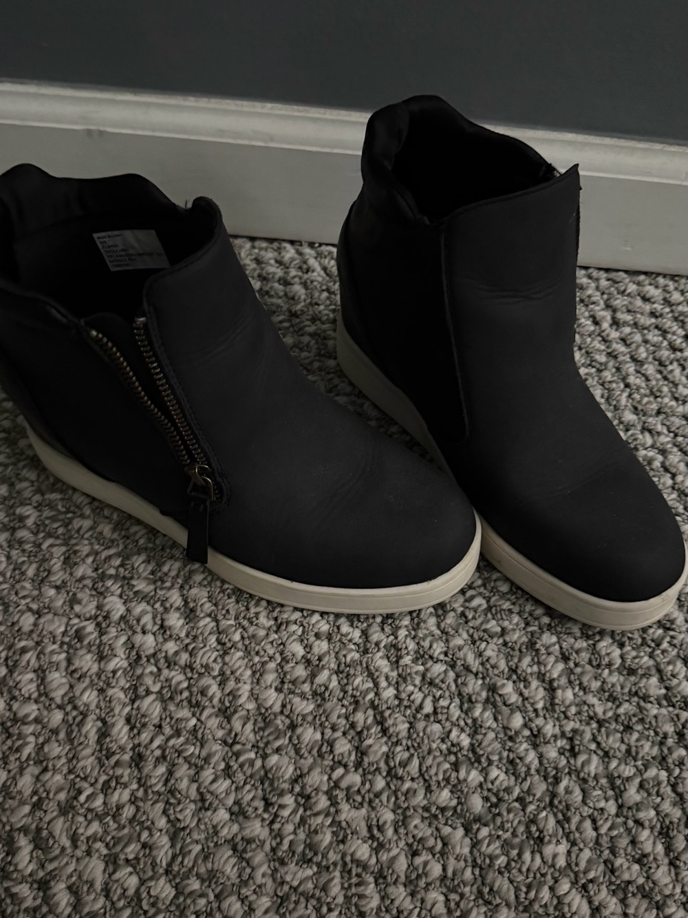 Women’s Black Wedge Sneaker Boot with White Sole size 7